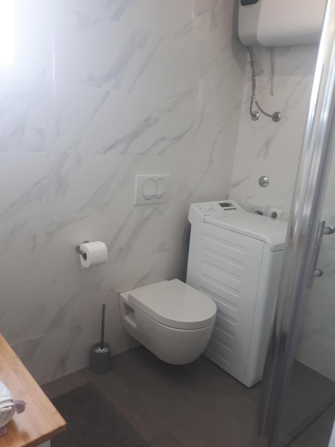 טרוגיר Apartment Jole 1 מראה חיצוני תמונה