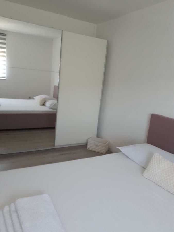 טרוגיר Apartment Jole 1 מראה חיצוני תמונה